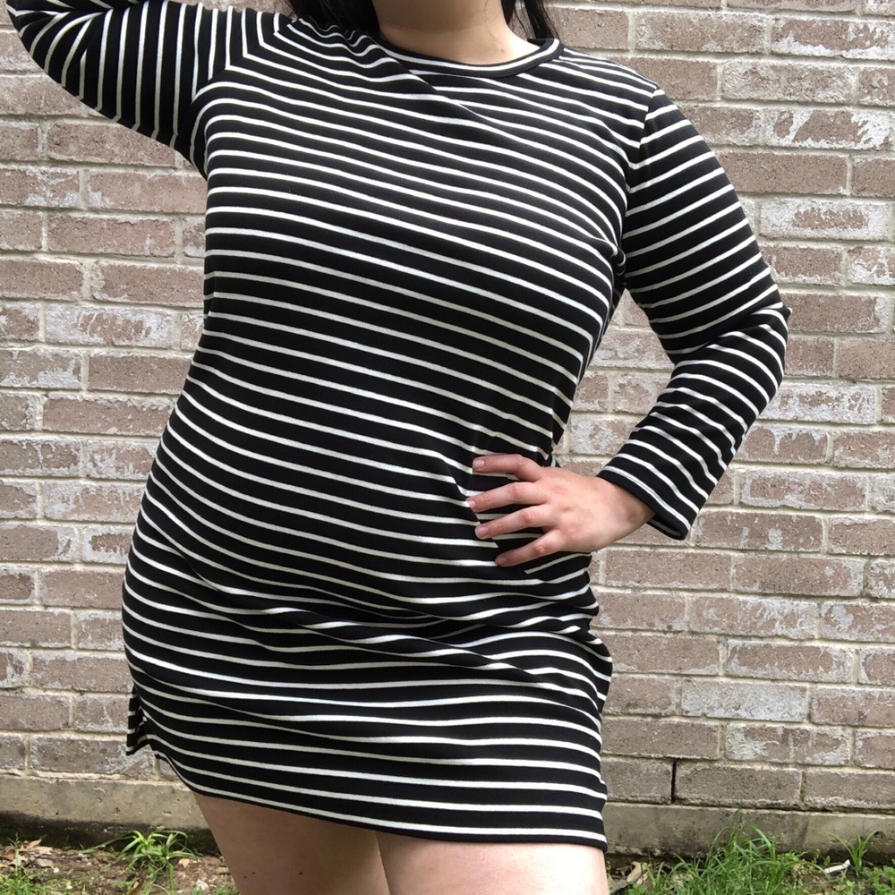 NWT STRIPED KEYHOLE BACK DRESS by Madewell ⭐️✨